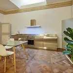 Apartment Charme
