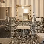 Apartment Charme