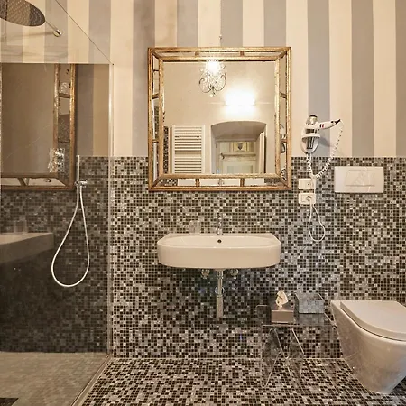 Apartment Charme